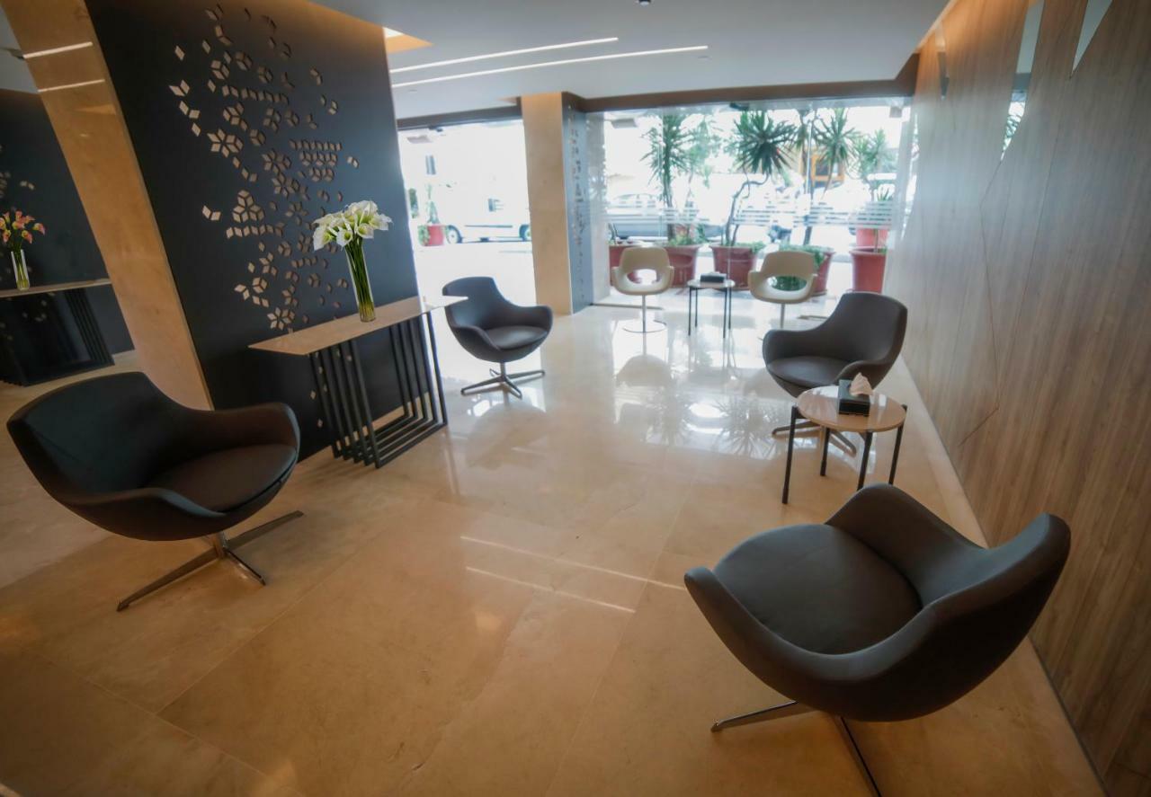Rawsheh 51 Hotel Бейрут Екстериор снимка