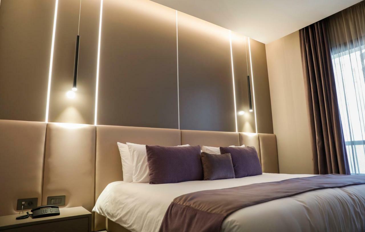 Rawsheh 51 Hotel Бейрут Екстериор снимка